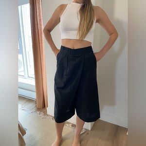 Stylish short trousers
